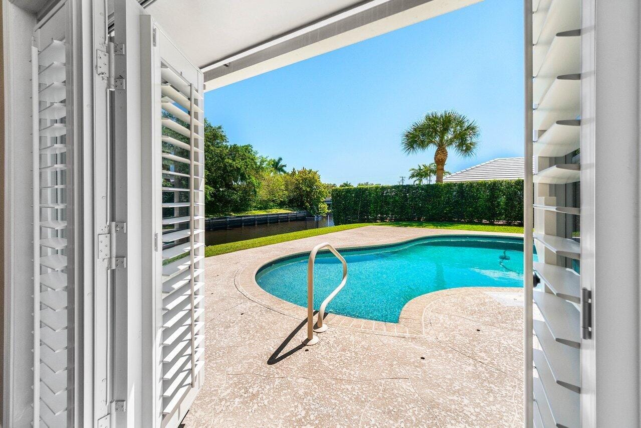 976 SW Mulberry Way, Boca Raton, FL 33486 photo 23