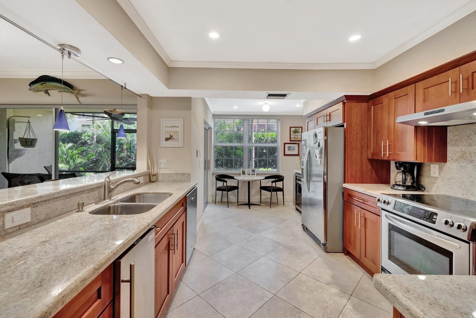 2121 S Ocean Boulevard 302, Lauderdale-By-The-Sea, FL 33062 photo 13