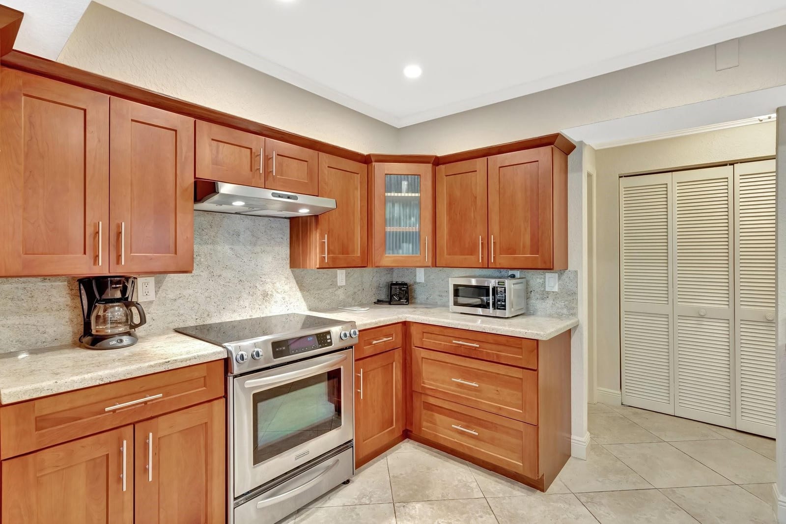 2121 S Ocean Boulevard 302, Lauderdale-By-The-Sea, FL 33062 photo 19