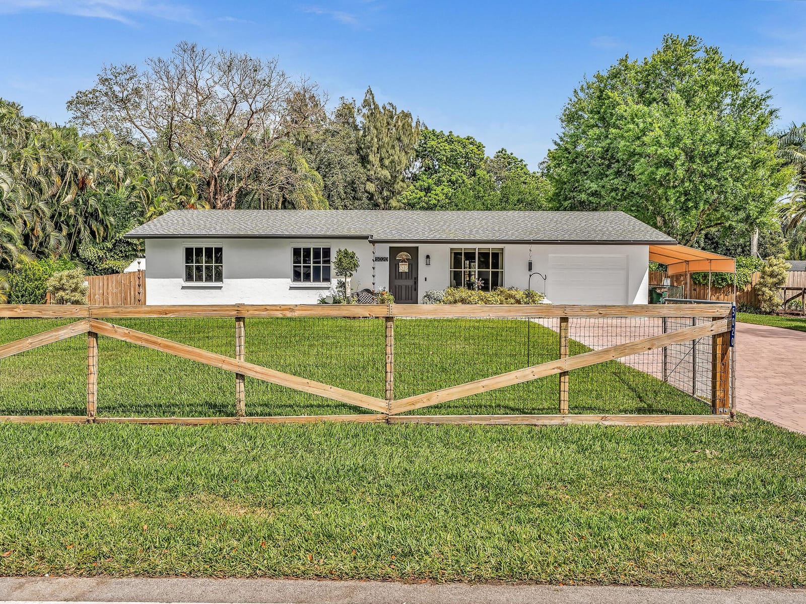 5020 SW 188th Avenue, Southwest Ranches, FL 33332