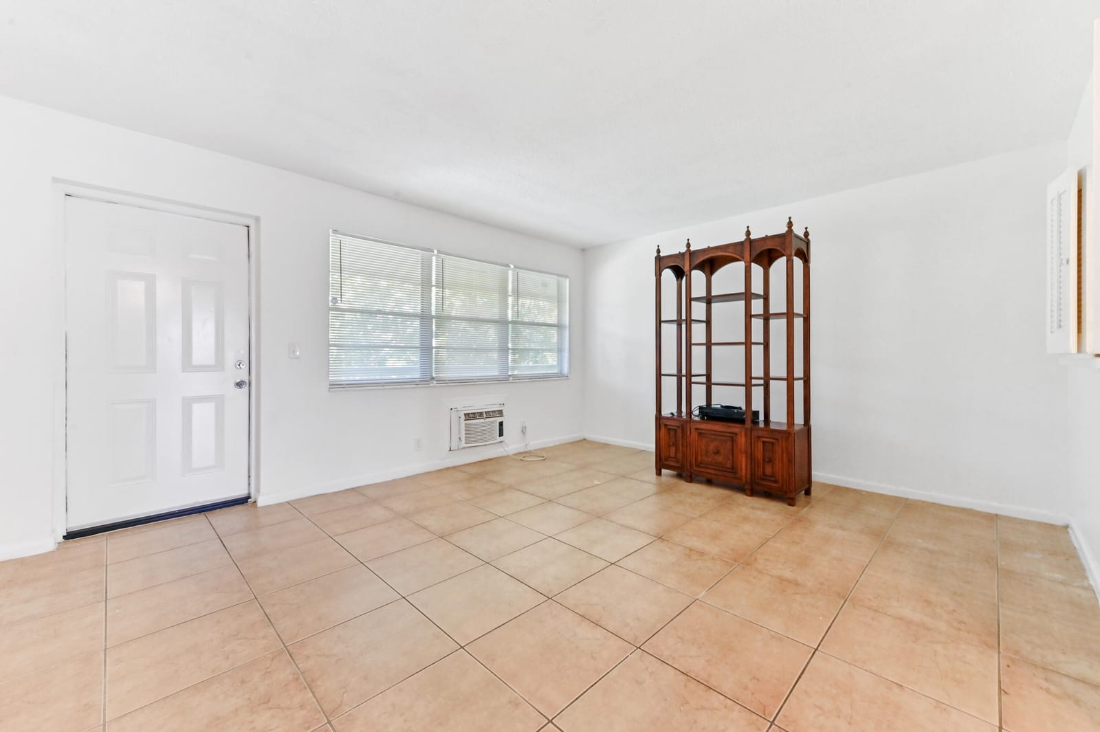 111 Dorchester E 111, West Palm Beach, FL 33417 photo 4
