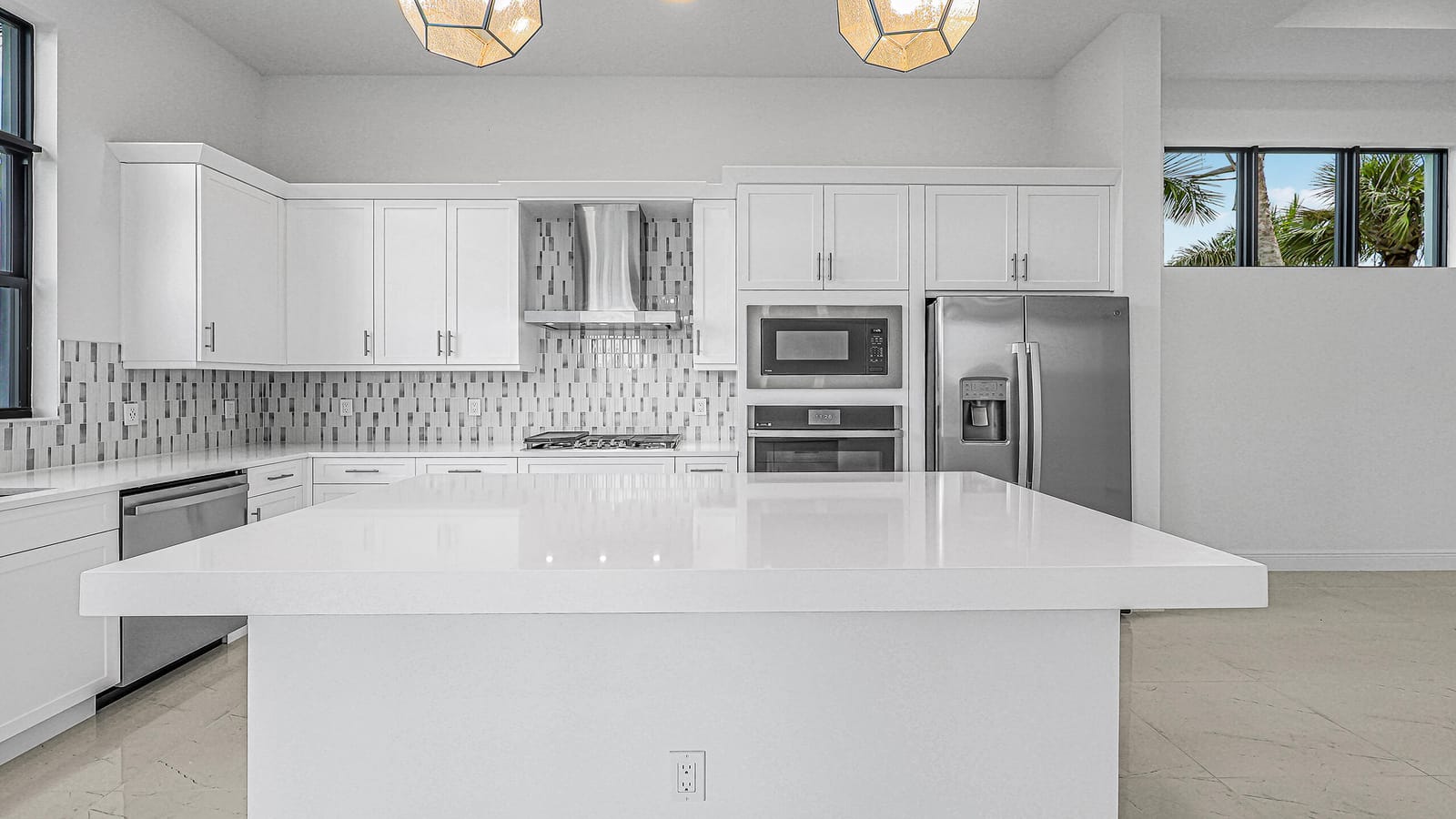 4938 Rivo Alto Circle — photo 5