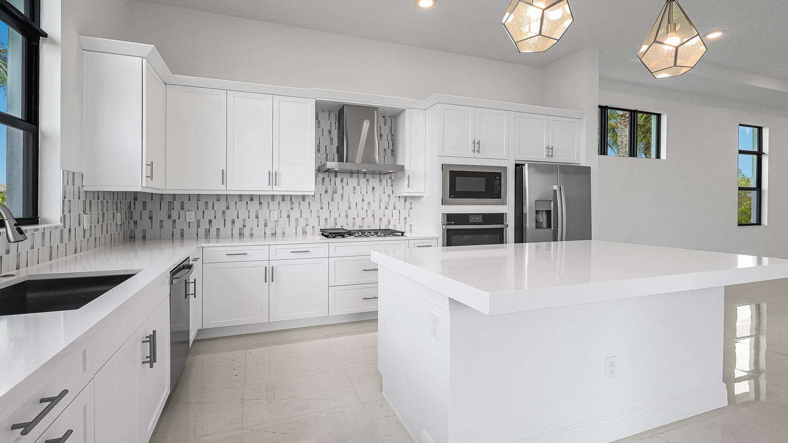 4938 Rivo Alto Circle — photo 7