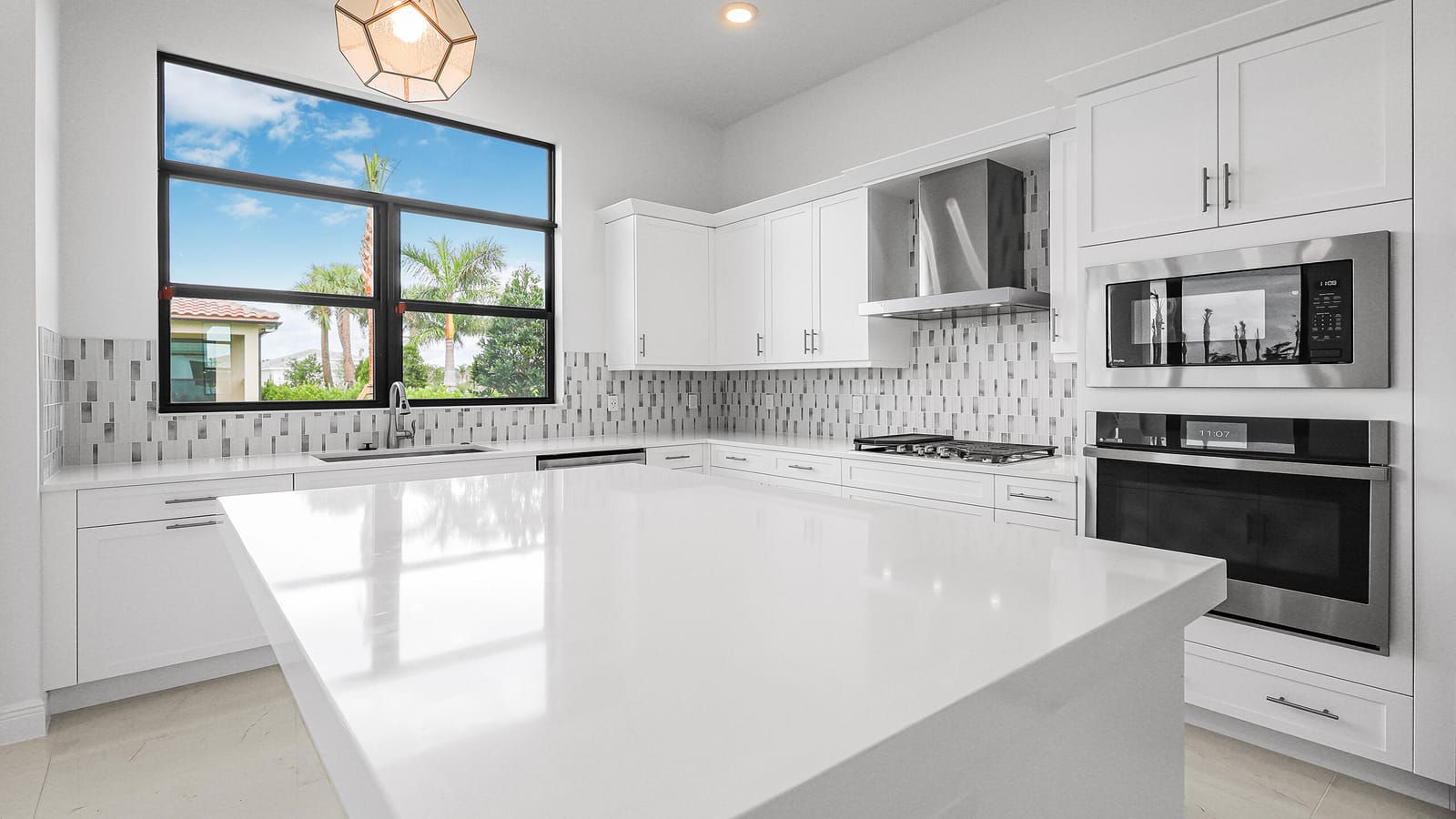 4938 Rivo Alto Circle — photo 8