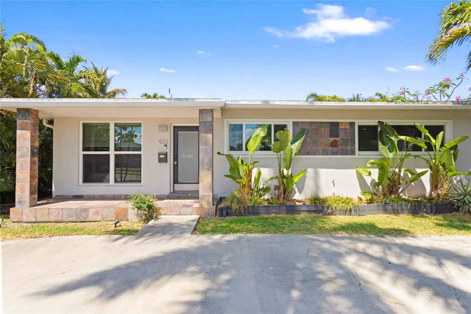 923 N 14th Avenue, Hollywood, FL 33020 photo 1