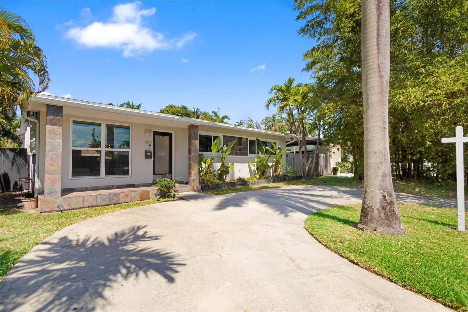 923 N 14th Avenue, Hollywood, FL 33020 photo 13