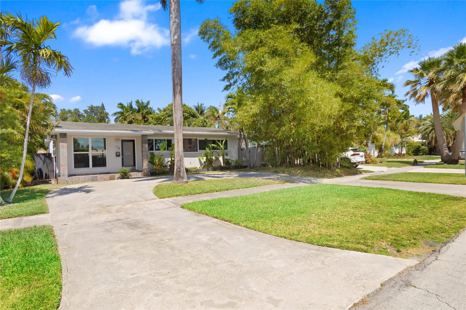 923 N 14th Avenue, Hollywood, FL 33020 photo 9