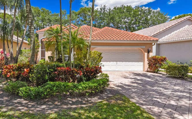 5297 Brookview Drive, Boynton Beach, FL 33437
