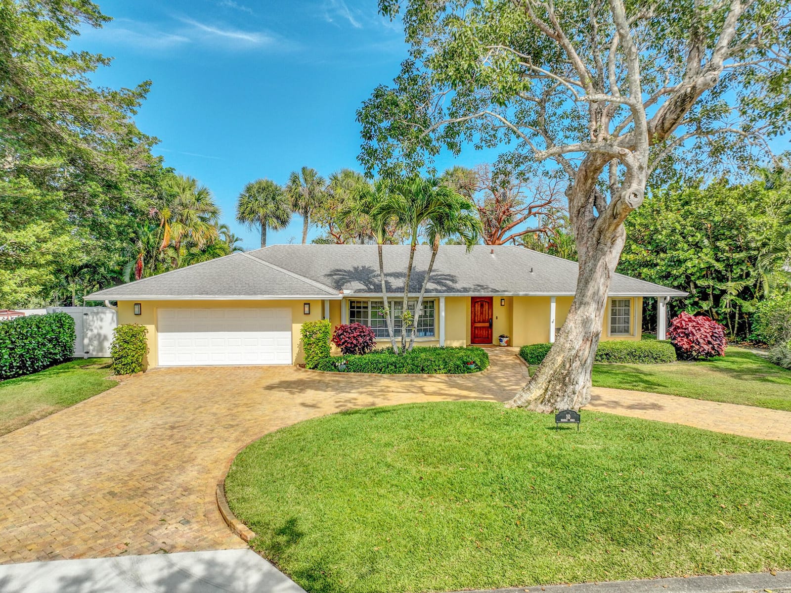 10 Middle Road, Sewalls Point, FL 34996 photo 2
