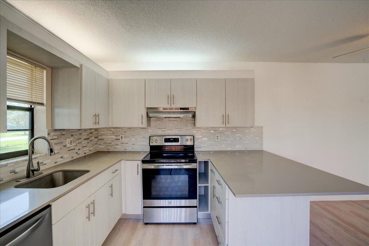 2660 Albatross Road N 6-D — photo 9