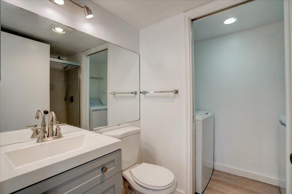 2660 Albatross Road N 6-D — photo 10