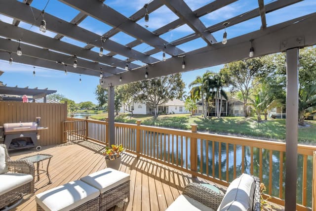 1111 Landings Boulevard, Greenacres, FL 33413