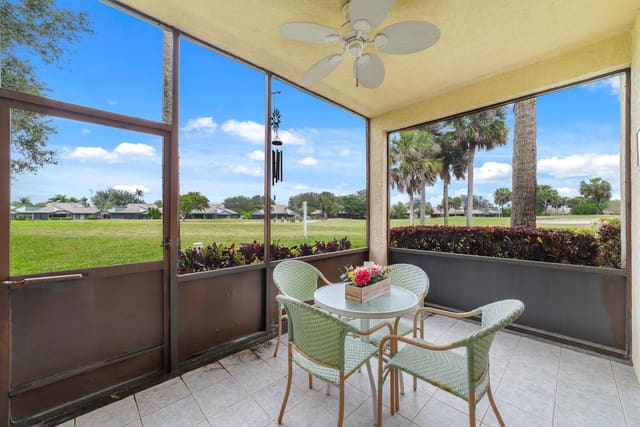 6941 SE Constitution Boulevard 101, Hobe Sound, FL 33455