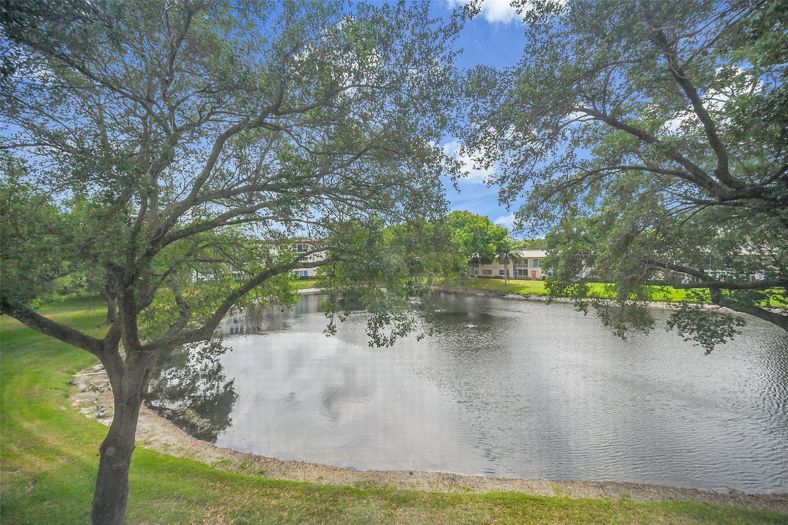 1503 Cayman Way L3 — photo 2