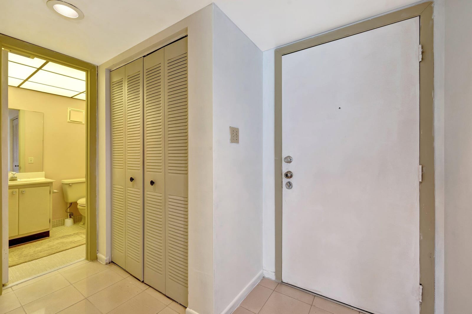 3301 NW 47th Terrace 410, Lauderdale Lakes, FL 33319 photo 19