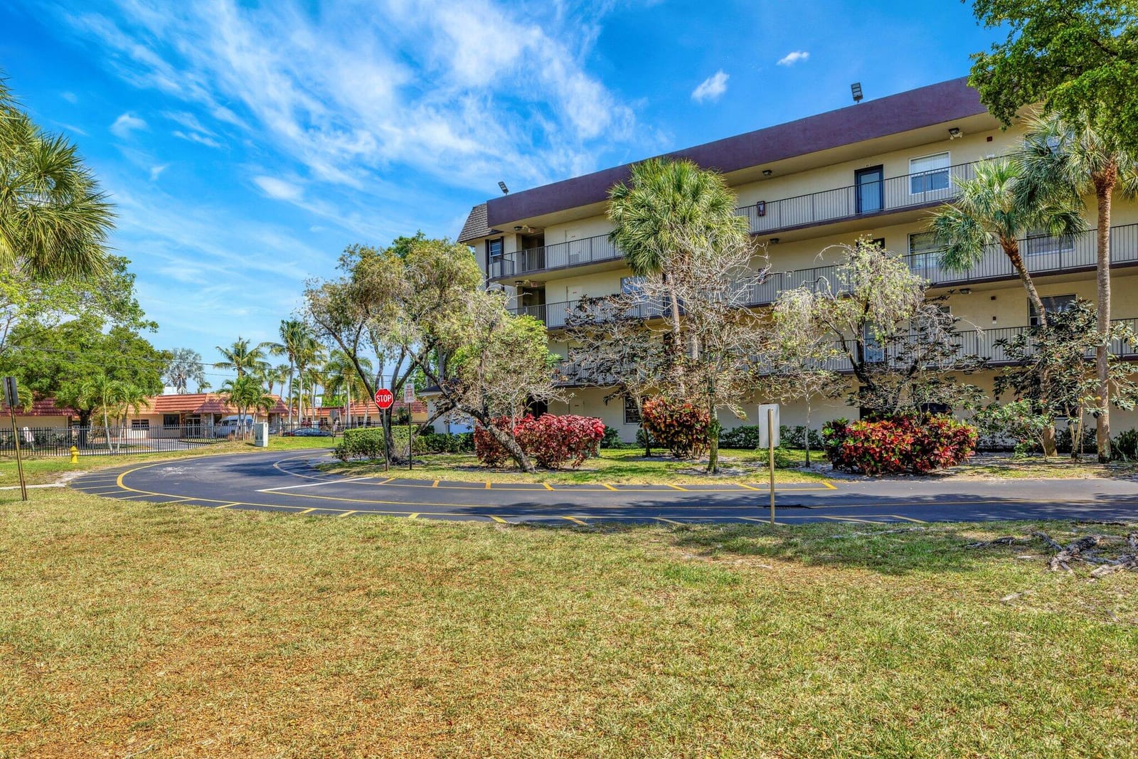 3301 NW 47th Terrace 410, Lauderdale Lakes, FL 33319 photo 30