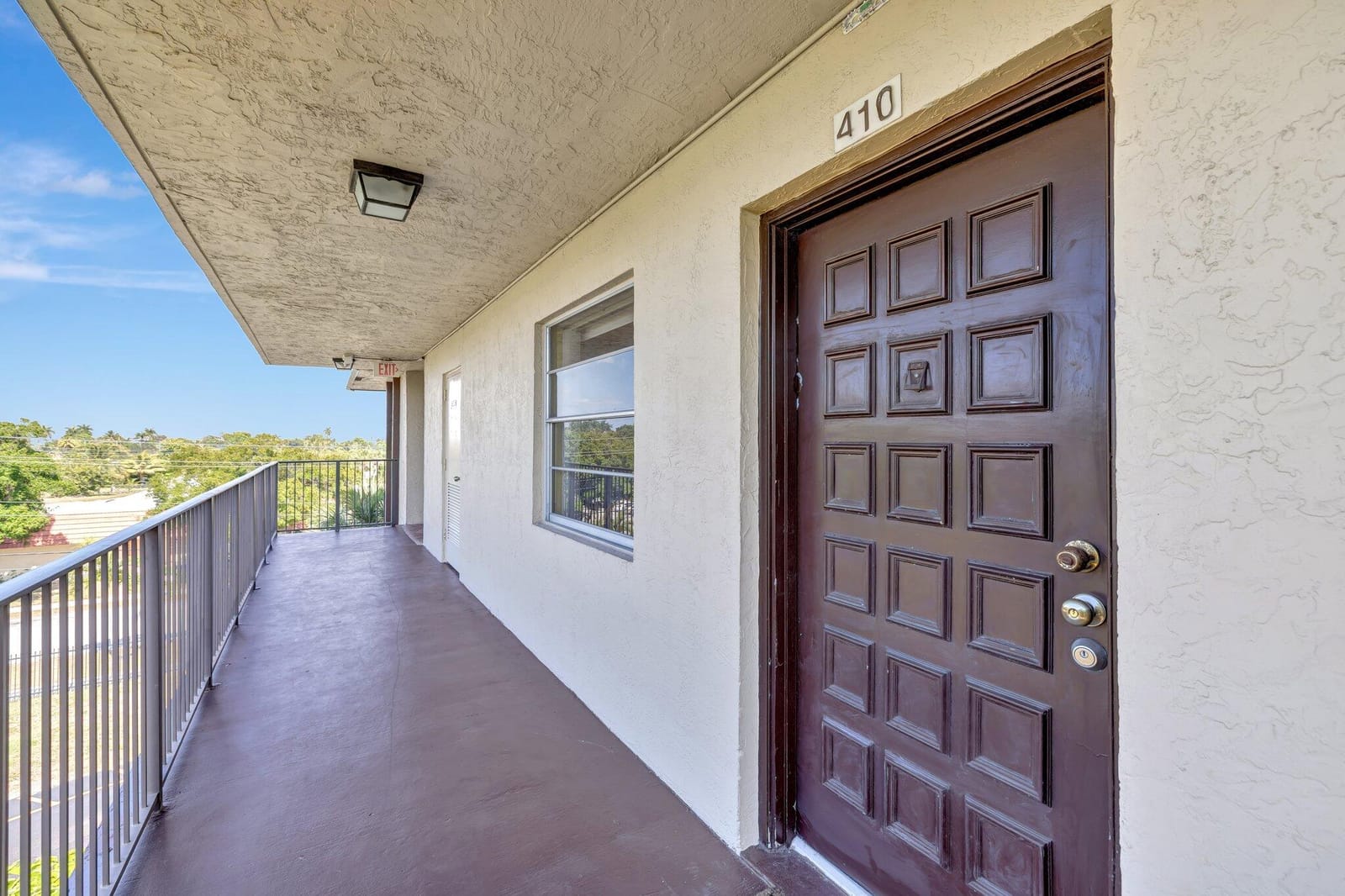 3301 NW 47th Terrace 410 — photo 8