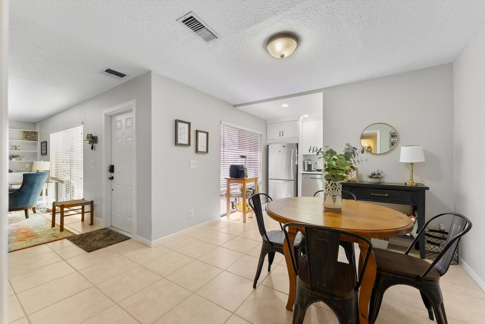 114 Lake Arbor Drive, Palm Springs, FL 33461 photo 8