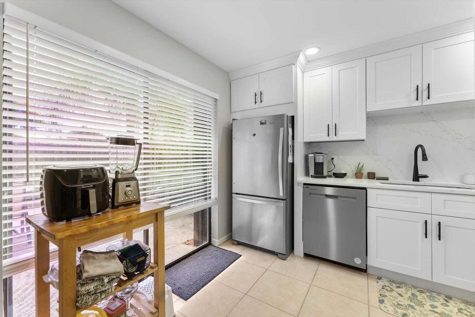 114 Lake Arbor Drive, Palm Springs, FL 33461 photo 9