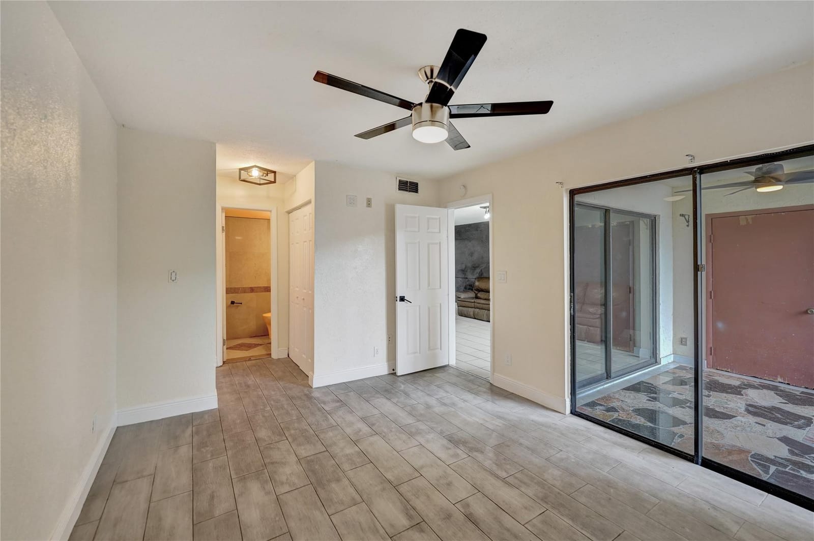 3252 Foxcroft Road 109, Miramar, FL 33025 photo 26