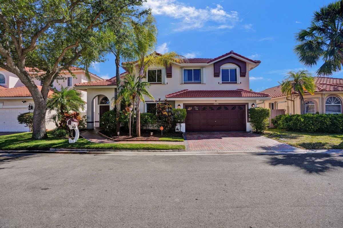 11670 SW 12th Street, Pembroke Pines, FL 33025