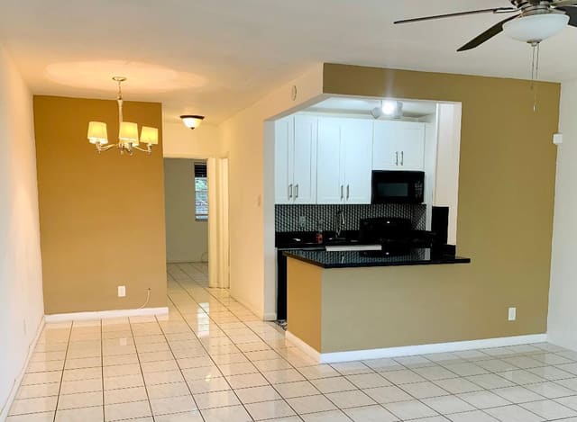 2915 Plunkett Street 11d, Hollywood, FL 33020