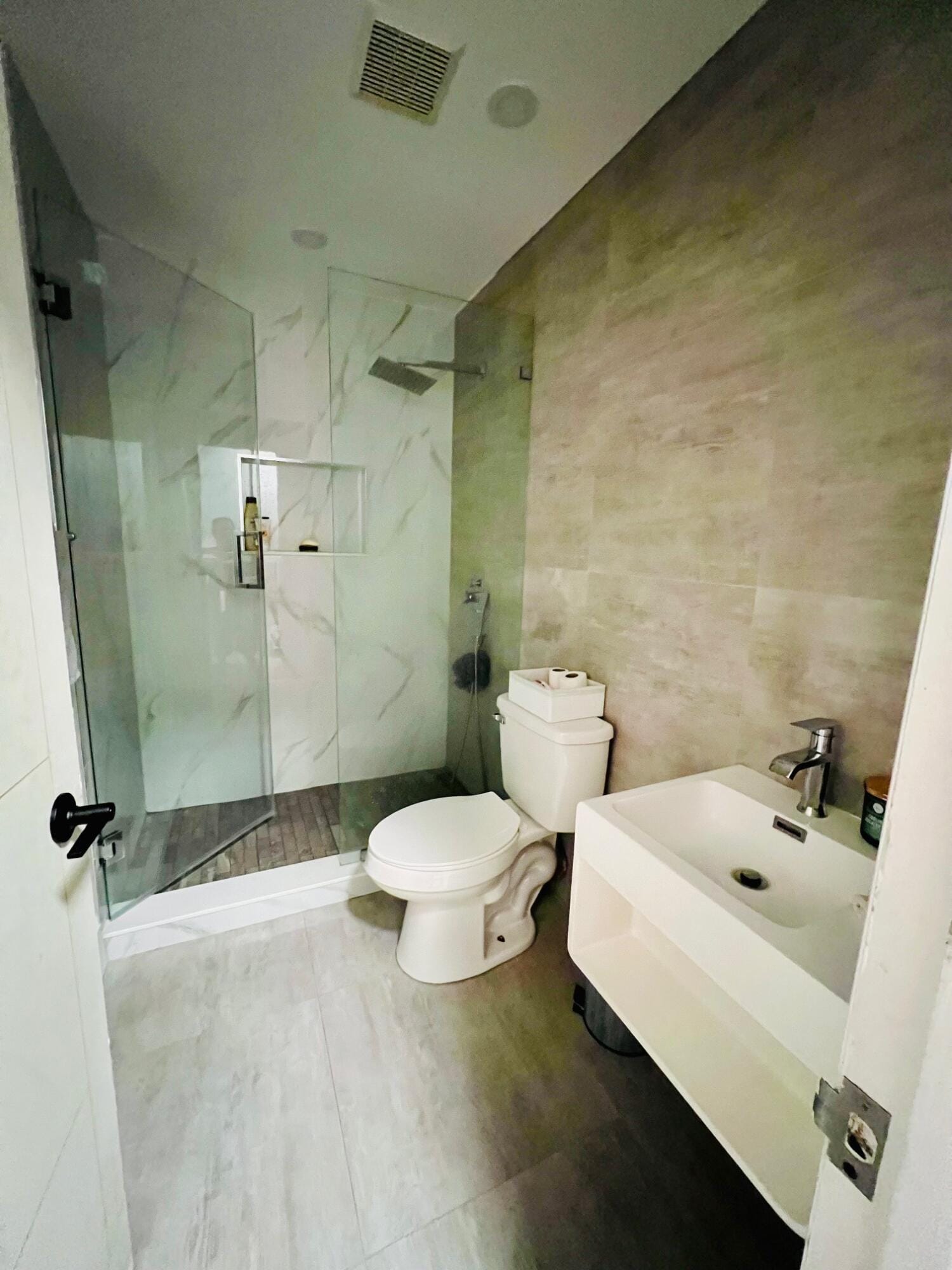 1240 Pine Sage Circle, West Palm Beach, FL 33409 photo 13