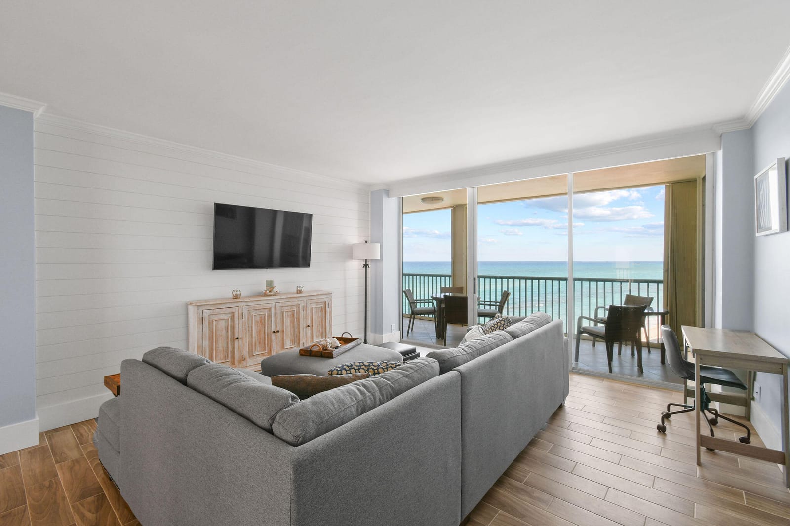 5400 N Ocean Drive 6b, Singer Island, FL 33404 photo 2
