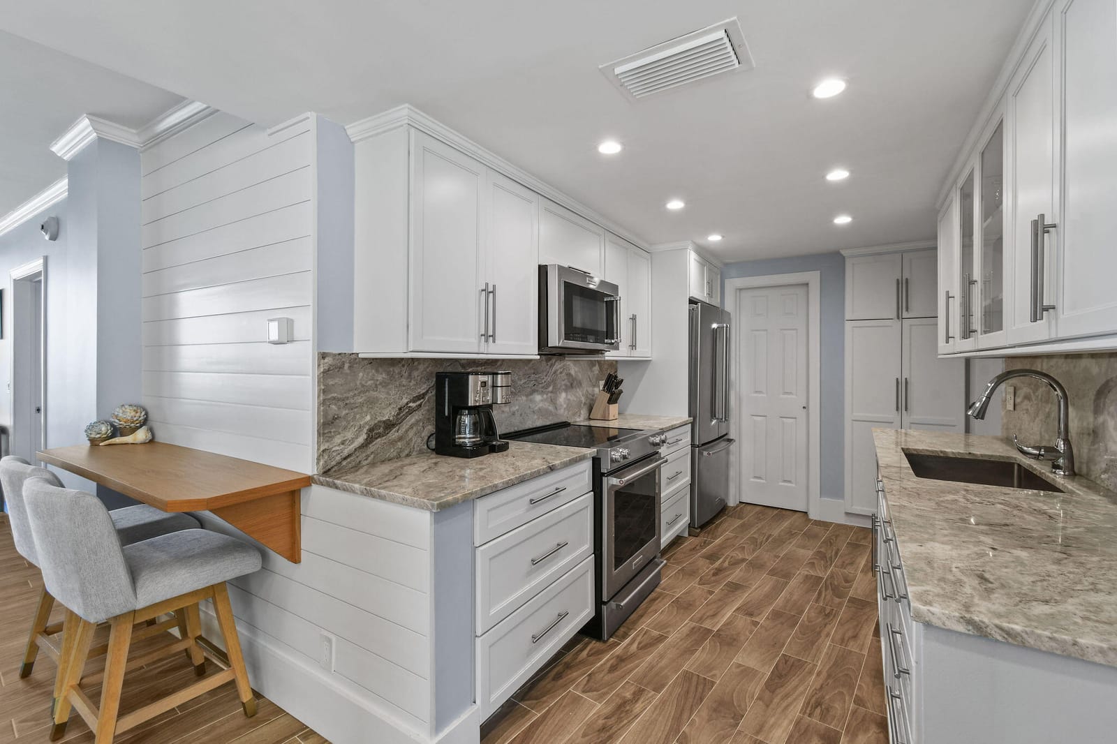 5400 N Ocean Drive 6b, Singer Island, FL 33404 photo 9