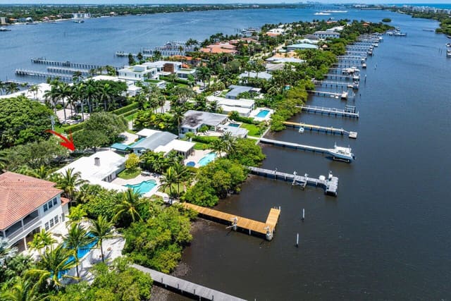 720 N Atlantic Drive, sold in Lake Shores Lantana, Lantana, FL