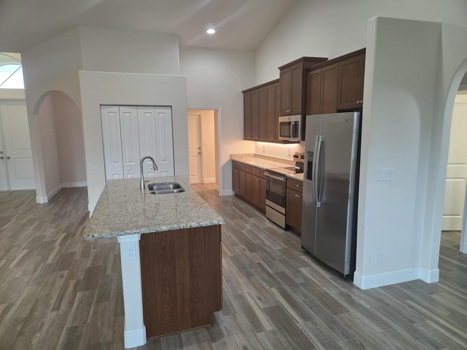 17476 Valencia Boulevard — photo 11