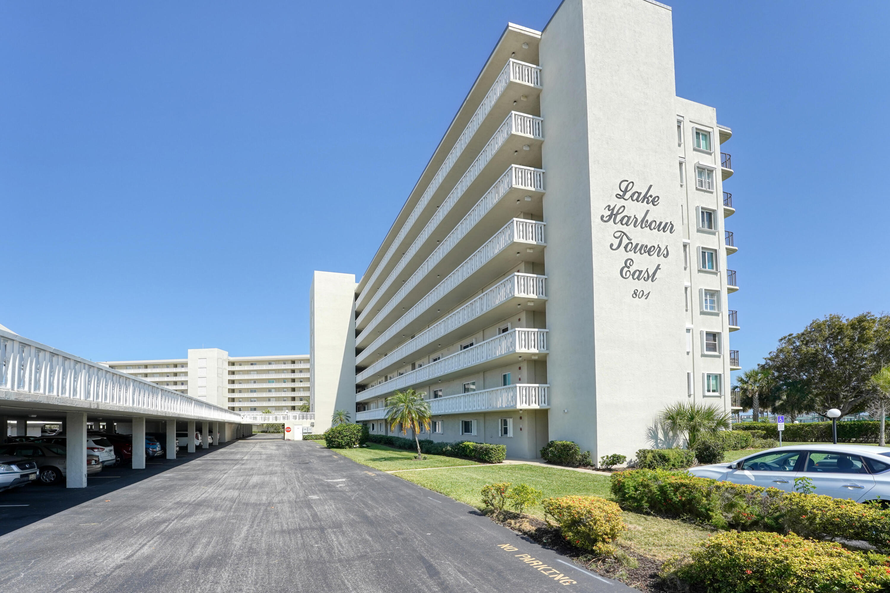 801 Lake Shore Drive 112, Lake Park, FL 33403, Lake Park