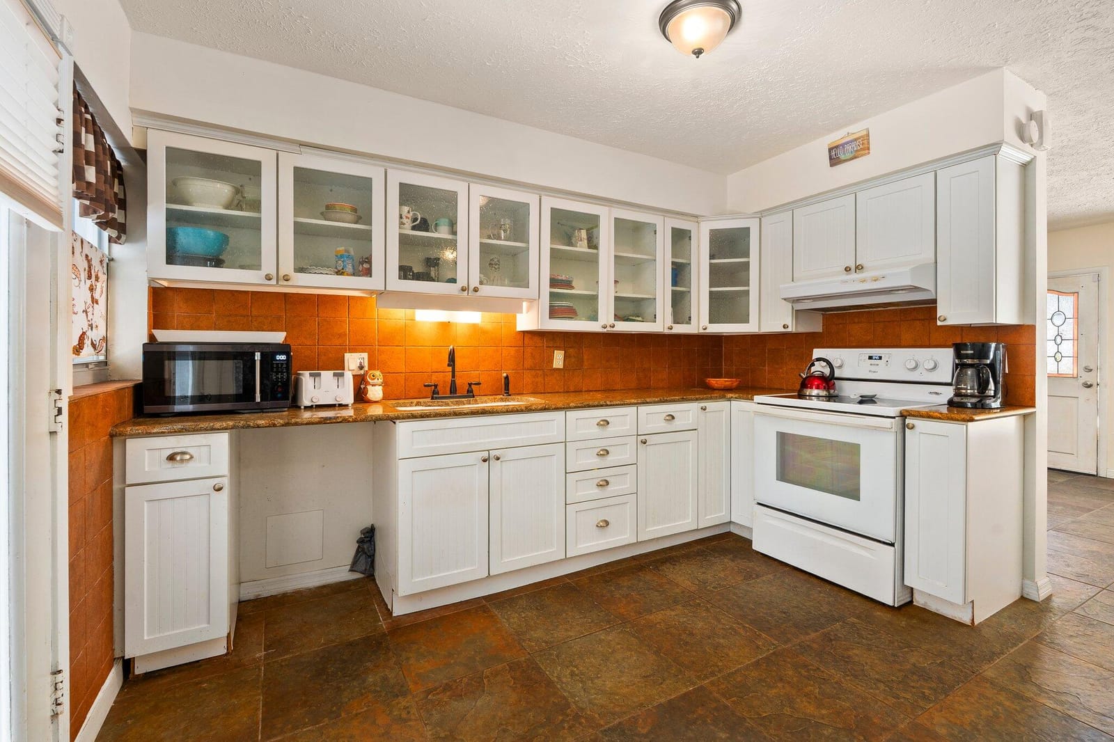 602 S 15th Court — photo 10