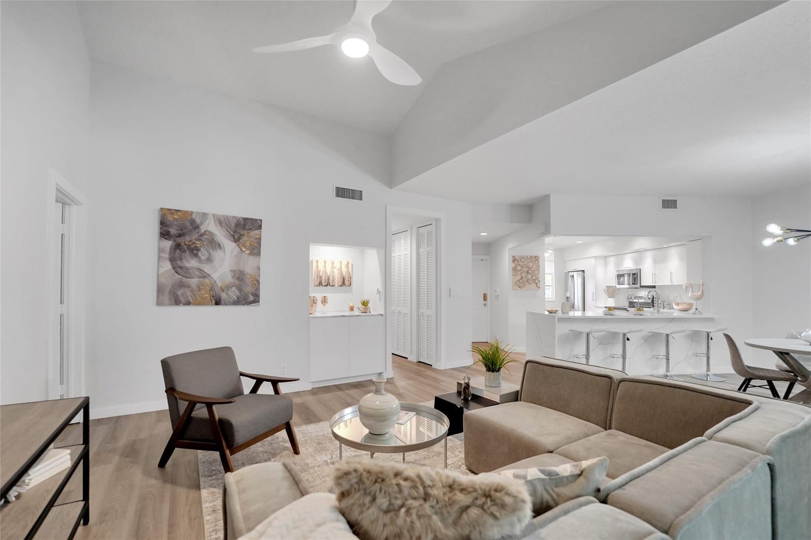 4130 W Palm Aire Drive 302D, Pompano Beach, FL 33069 photo 8