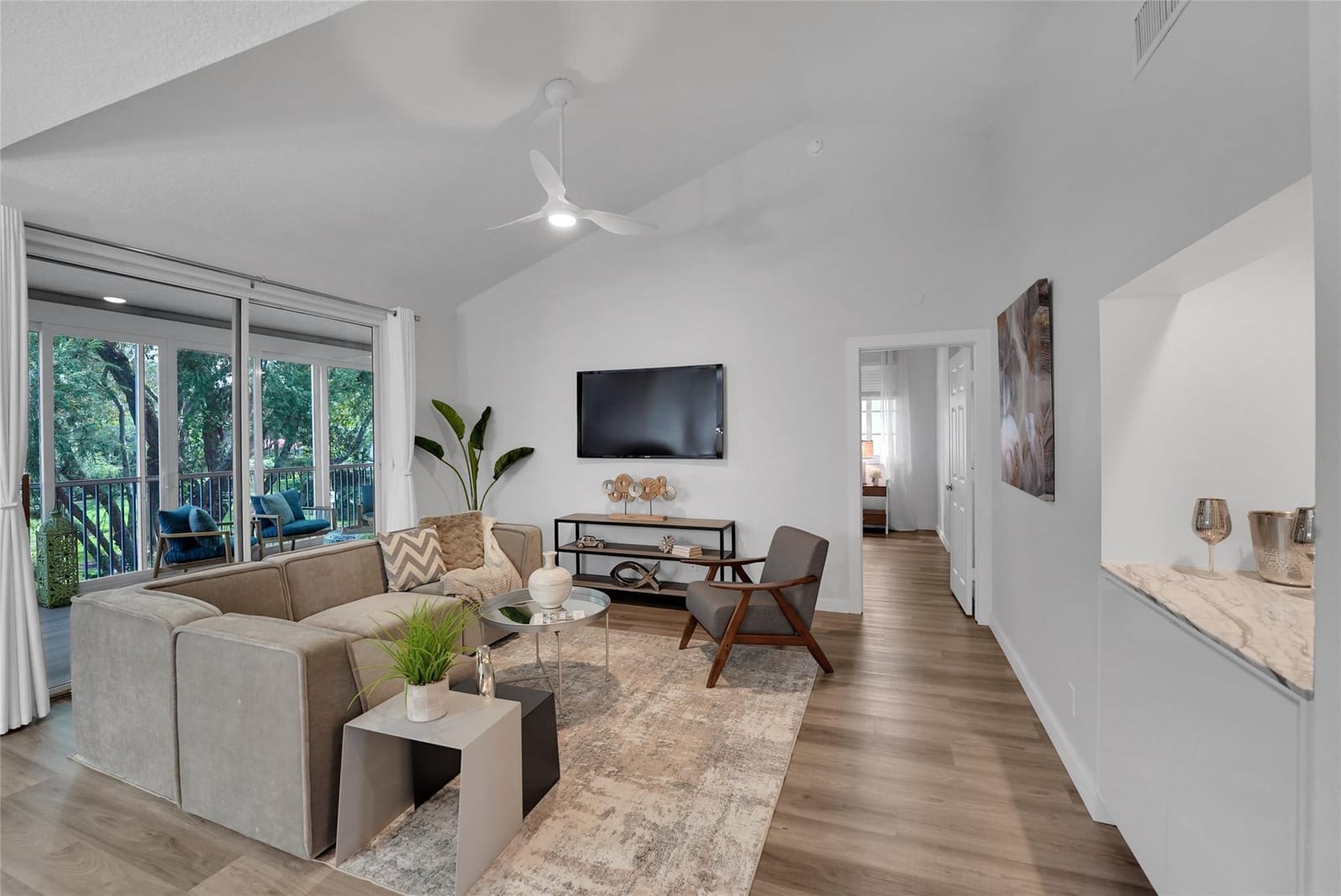 4130 W Palm Aire Drive 302D, Pompano Beach, FL 33069 photo 9