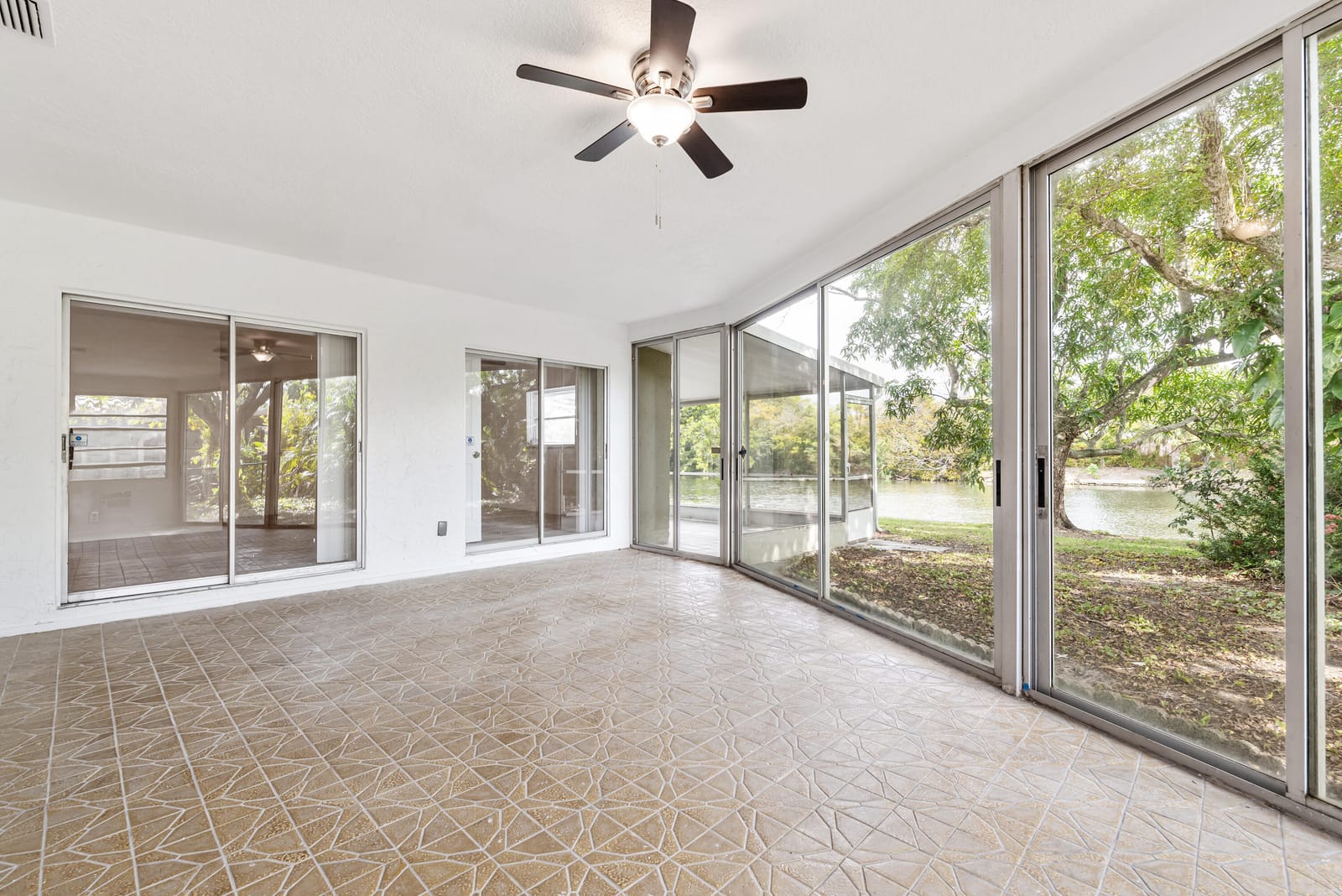 7102 NW 89th Avenue, Tamarac, FL 33321 photo 21