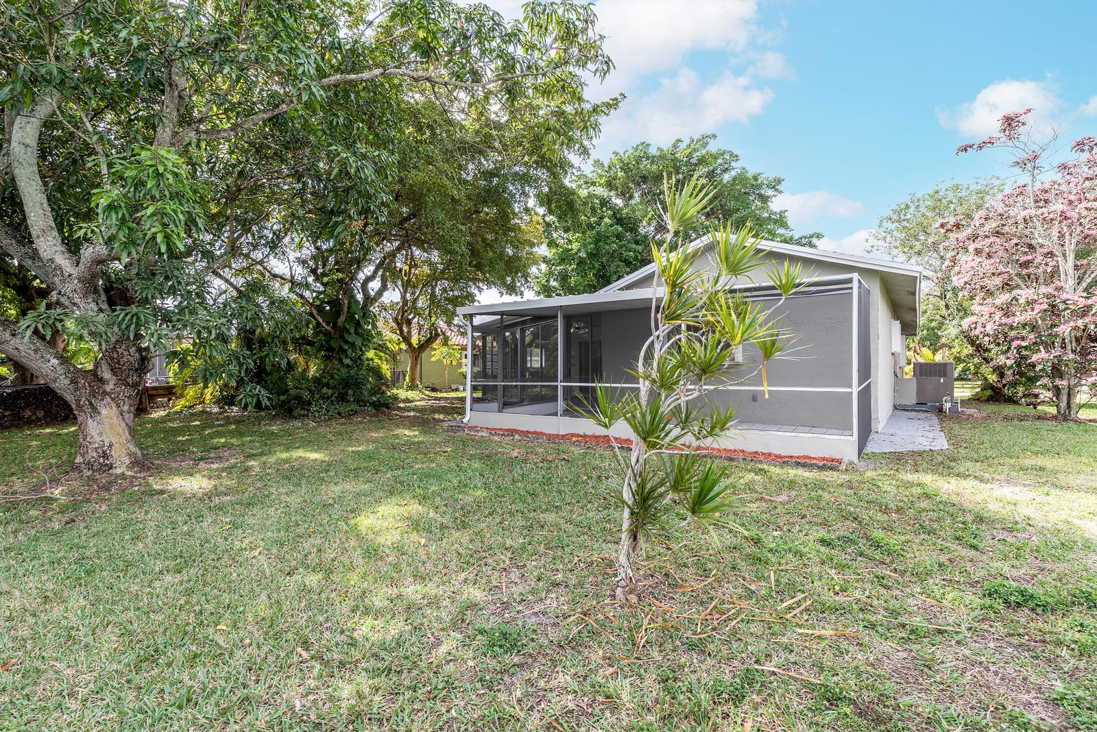 7102 NW 89th Avenue, Tamarac, FL 33321 photo 25