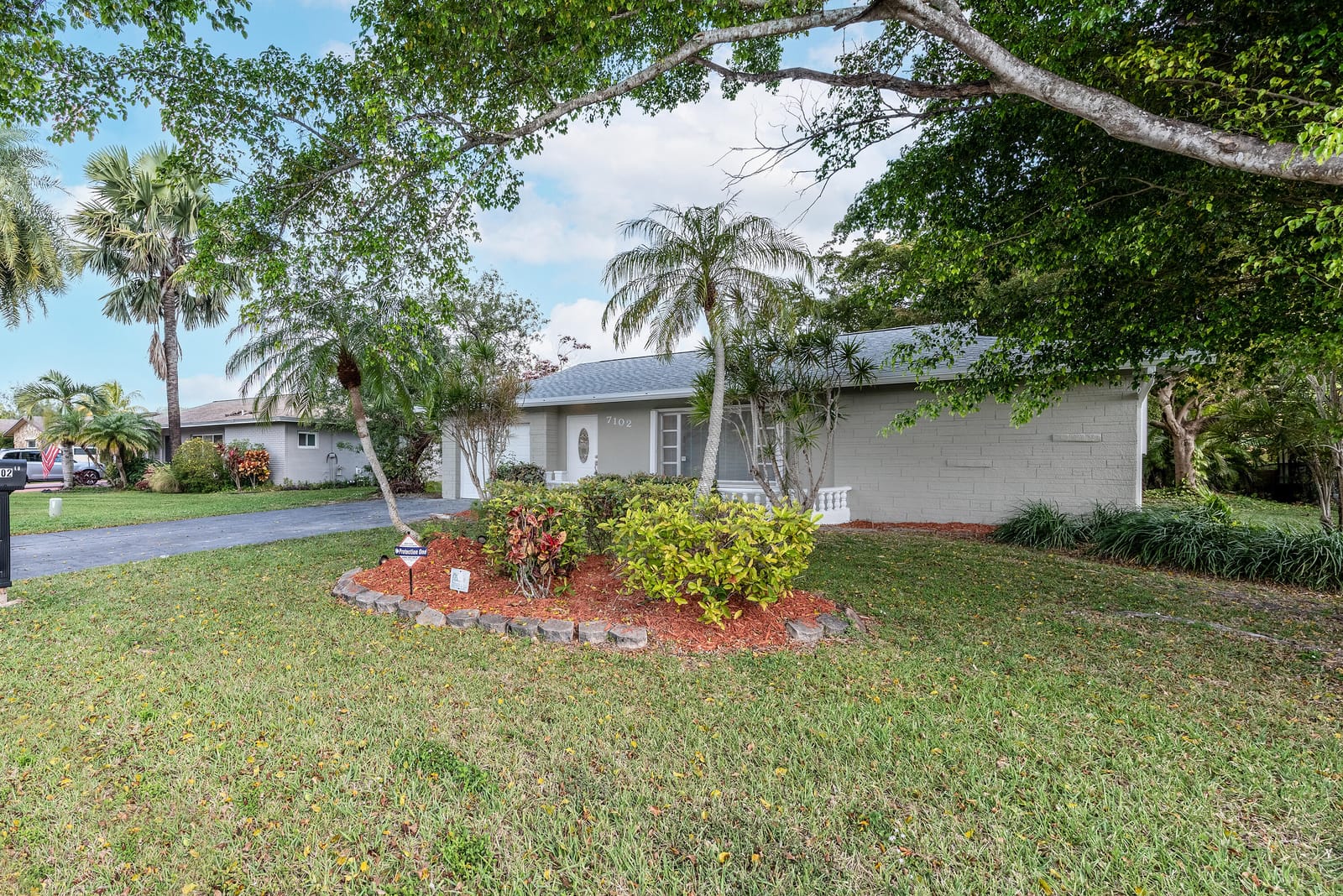 7102 NW 89th Avenue, Tamarac, FL 33321 photo 4