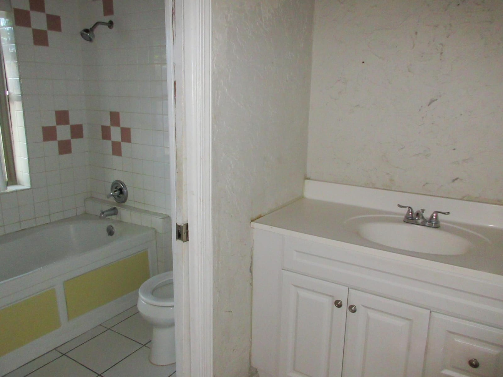 7820 NW 44th Court — photo 6