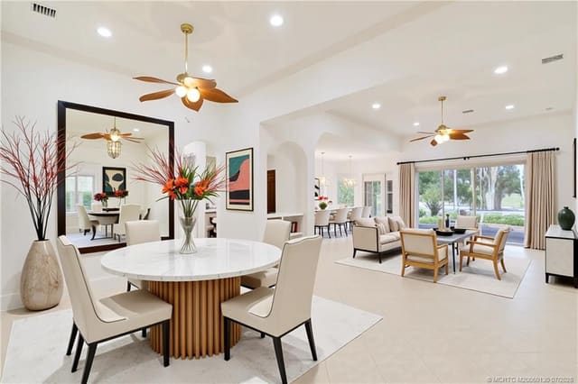 736 SW Pebble Lane, Palm Cove Golf & Yacht Club, Palm City, FL