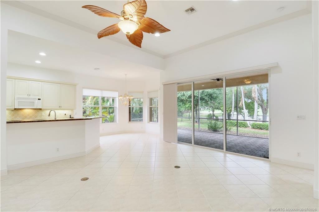736 SW Pebble Lane — photo 10