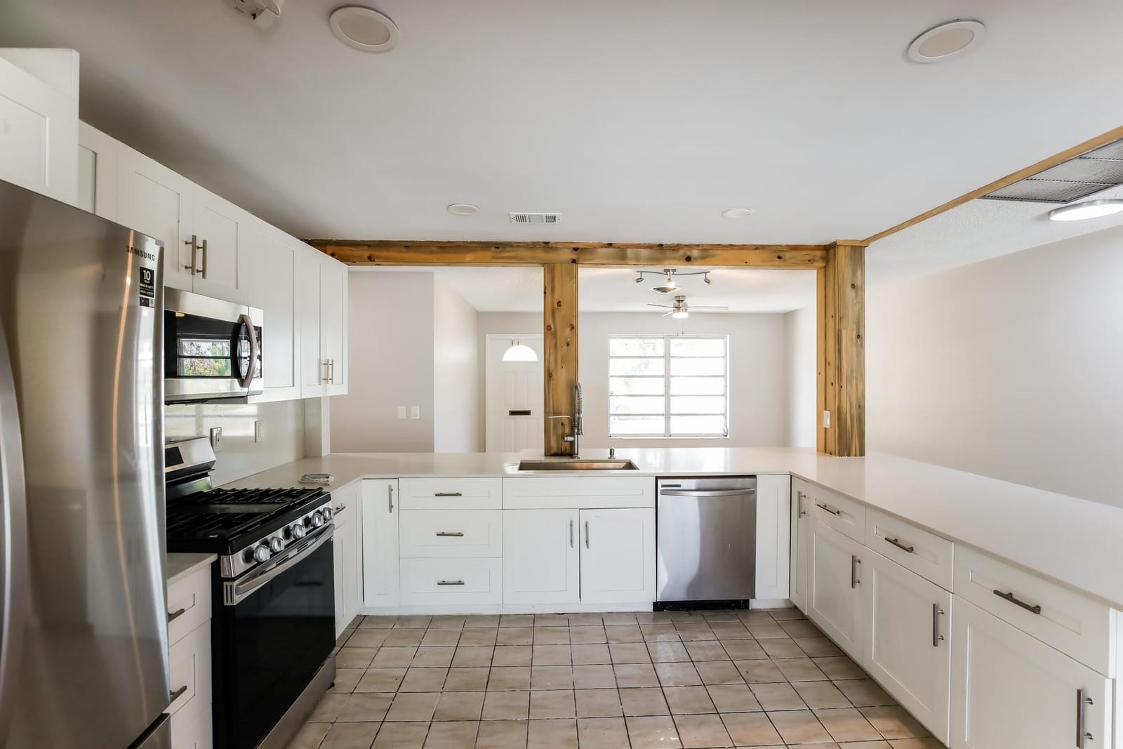 2607 Bahia Road — photo 8
