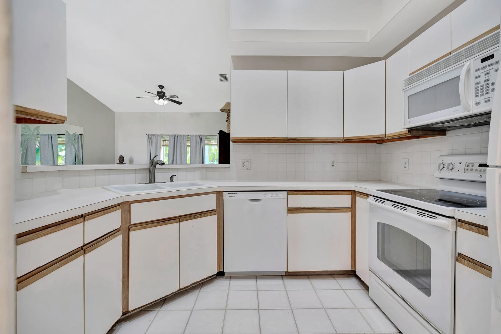 202 Muirfield Court E, Jupiter, FL 33458 photo 13