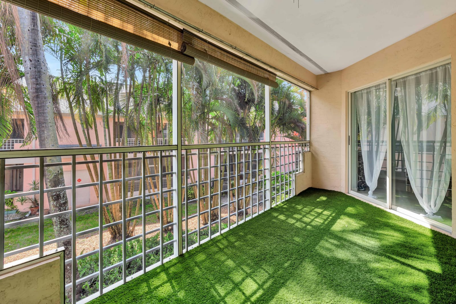 202 Muirfield Court E — photo 7
