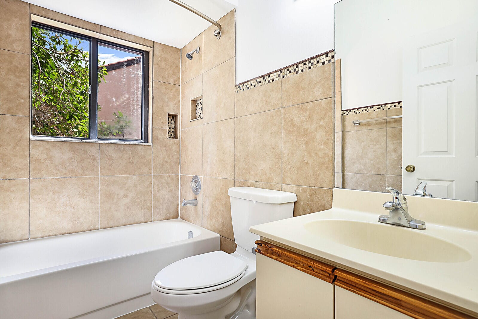 9 Vía De Casas Sur 203 — photo 10
