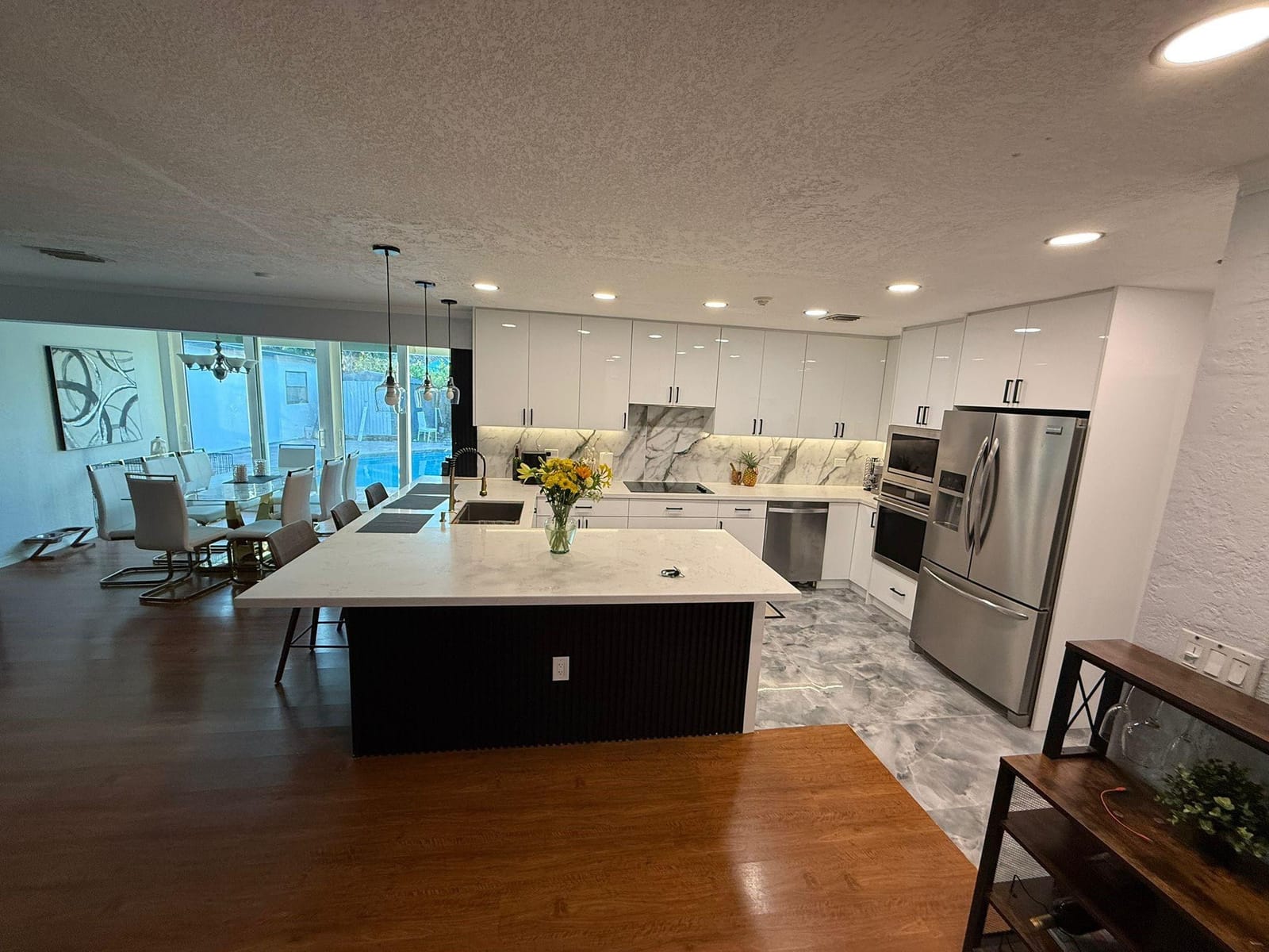 4420 NW 8th Street — photo 12