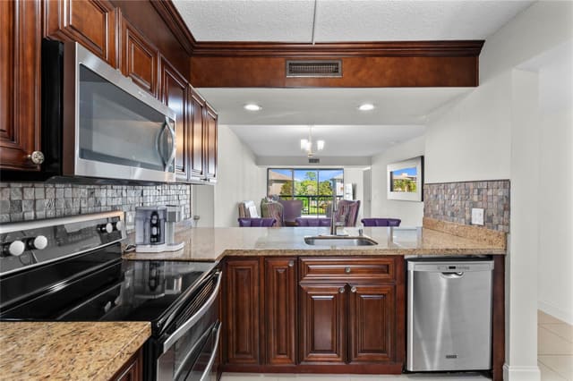 6217 Balboa Circle 304, Boca Raton, FL 33433