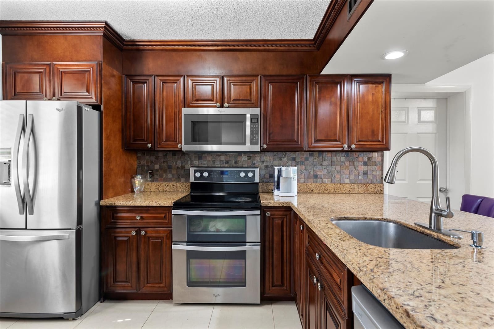 6217 Balboa Circle 304, Boca Raton, FL 33433 photo 2