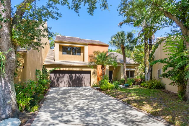 745 St Albans Drive, sold in Lands End, Boca Raton, FL