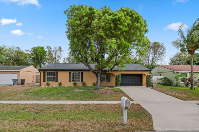 5312 Rose Marie Avenue S, sold in Le Chalet 02b, Boynton Beach, FL